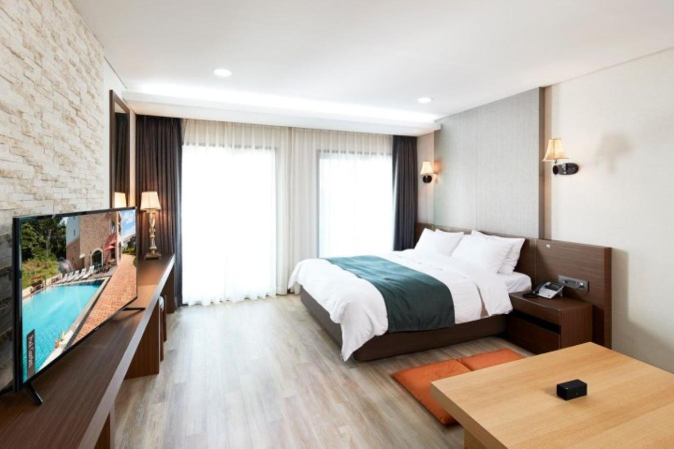 Hotel Thesoom Forest Йонгин Экстерьер фото
